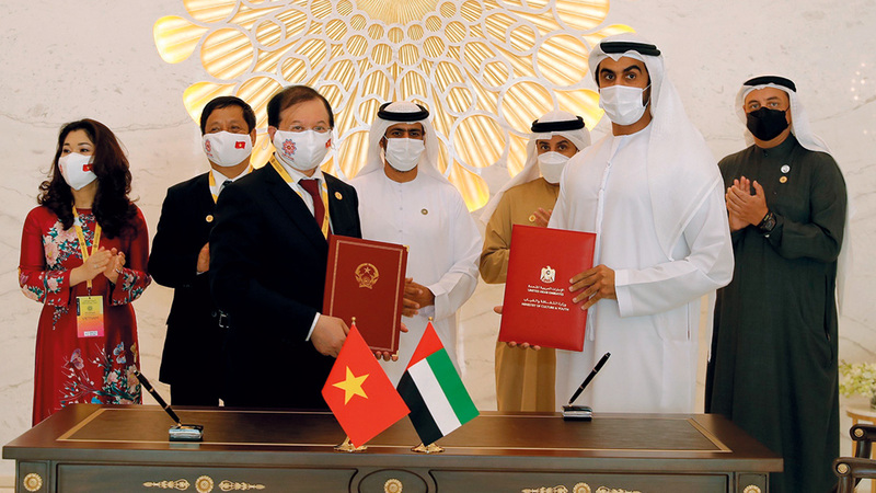 الاتفاقية وقعها الناخي ودونغ.    من المصدر