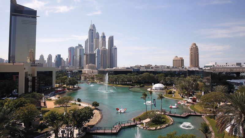 مدينة دبي للإنترنت حجر الزاوية في استراتيجية تكنولوجيا المعلومات والاتصالات.   من المصدر