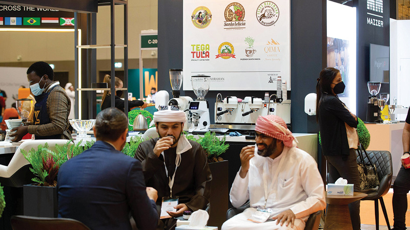 المعرض يضم بطولات شيقة وجوائز وفعاليات متنوعة.  تصوير: أحمد عرديتي