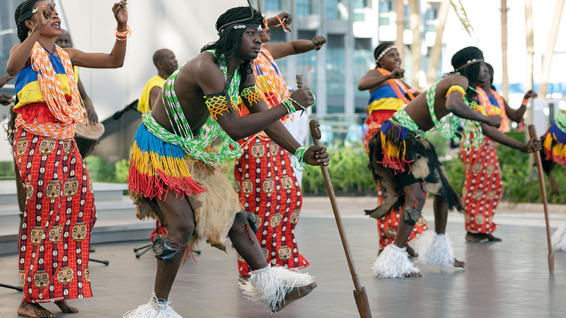 جانب من احتفال تشاد بـ«يومها الوطني» في المعرض.   من المصدر
