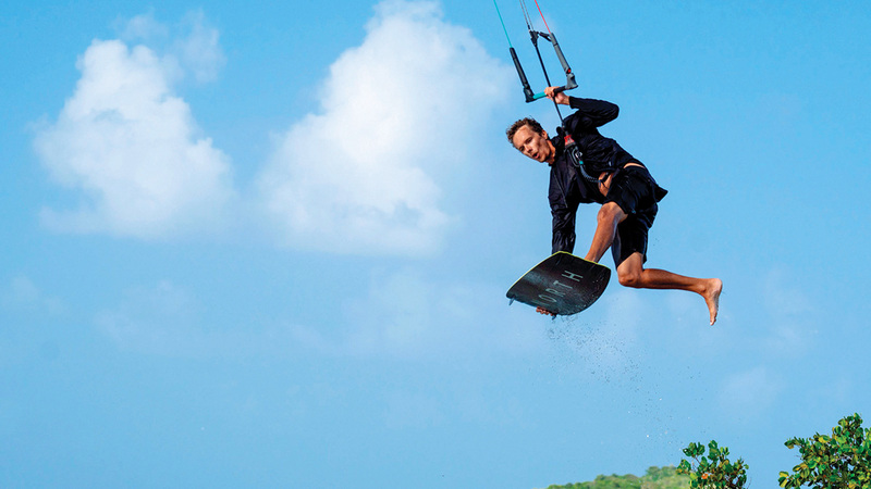 أنتيغوا وباربودا تمتلك أشهر المتزلجين الشراعيين في العالم، وأبرزهم أندريه فيليب.