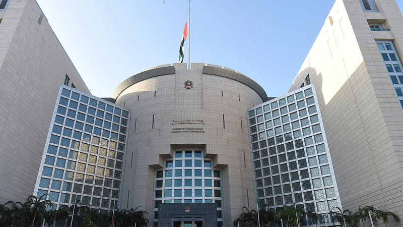 «الخارجية» أكدت أن الإمارات تحتفظ بحقها في الرد على الهجمات الإرهابية الجبانة.   أرشيفية