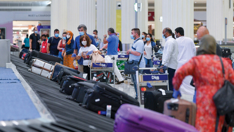 %105 نسبة النمو في أعداد المسافرين خلال ديسمبر 2021 مقارنة بالشهر ذاته من 2020.   أرشيفية