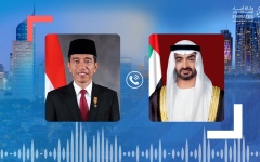 الصورة: محمد بن زايد يتلقّى اتصالين هاتفيين من الرئيس الإندونيسي ورئيس الوزراء الإسرائيلي