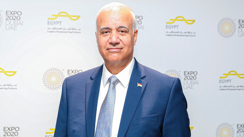 عصام الكردي: «فعاليات الجناح تتيح لمصر طرح أفكارها وإنجازاتها في البنية التحتية والمدن الذكية والتعليم والصحة».