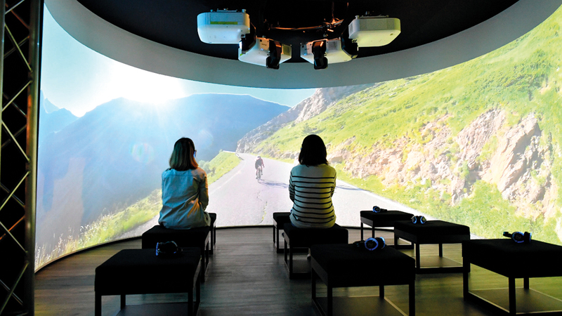 جناح أندورا يروّج لمعالمها الجاذبة في «إكسبو دبي». تصوير: مصطفى قاسمي