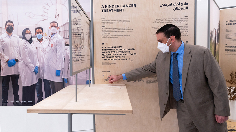 الحسيني عمل مع فريقه بالشارقة على مدار 6 سنوات من أجل هذه التقنية.  الإمارات اليوم