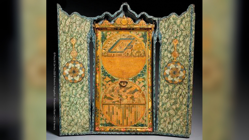 قطع أثرية تعرض في معرض «إلهام وروائع البندقية وفنون الإسلام».   من المصدر