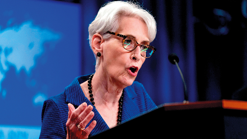 شيرمان قالت إن بلادها ترى كل المؤشرات التي تؤكد أن بوتين سيستخدم القوة العسكرية قريباً.   رويترز