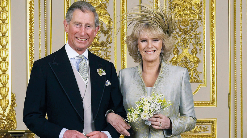 أثناء زفاف الأمير تشارلز وكاميلا قبل 17 عاماً. أرشيفية