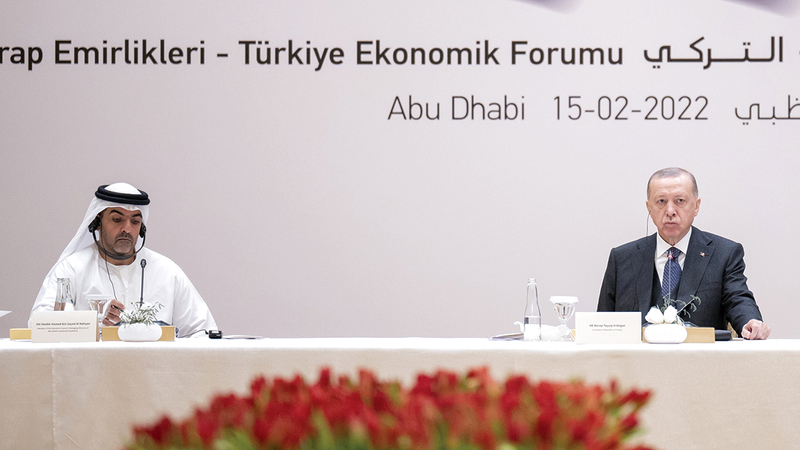 اللقاء تناول آفاق التعاون والاستثمارات المشتركة بين الإمارات وتركيا.   وام
