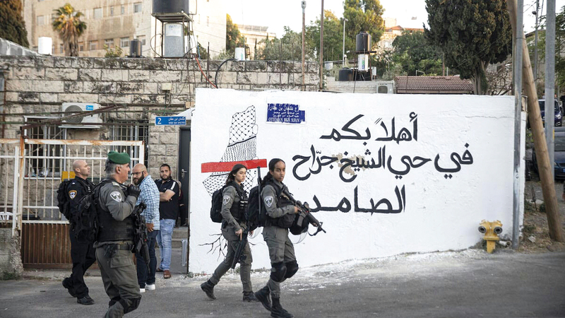 المقدسيون حبيسو بيوتهم تفادياً لاعتداءات المستوطنين.	 الإمارات اليوم