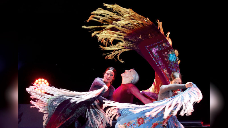 ماريا باغيس واحدة من أشهر راقصات الفلامنكو في العالم.   من المصدر