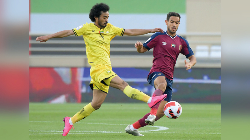 الوحدة حسم قمة الوصل ولايزال منافساً على ثلاث بطولات.   تصوير: إريك أرازاس