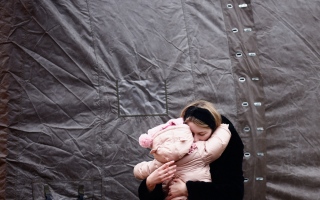 الصورة: مخيم مؤقت للاجئين الأوكرانيين في برزيميسل البولندية.. صور