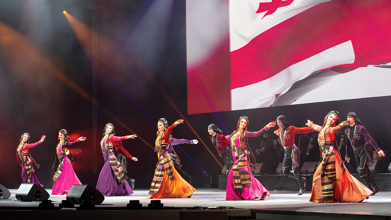 من لوحات الاستعراضات الجورجية على مسارح «إكسبو دبي».   من المصدر