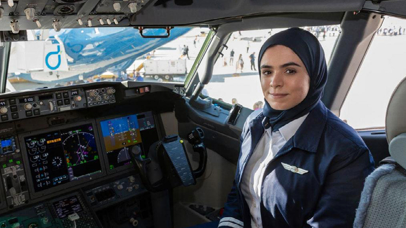 الشحي درست الطيران بأكسفورد وأكاديمية الفجيرة للطيران.   الإمارات اليوم