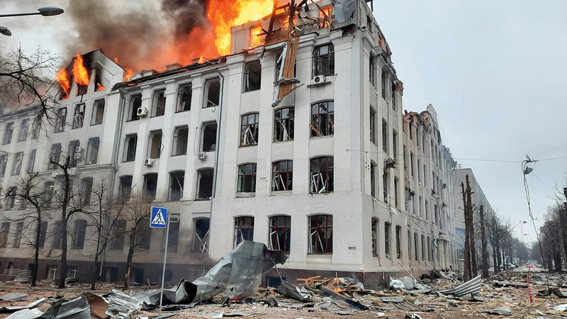 آلة الدمار الروسية طالت مواقع ومدناً أوكرانية عدة.   رويترز