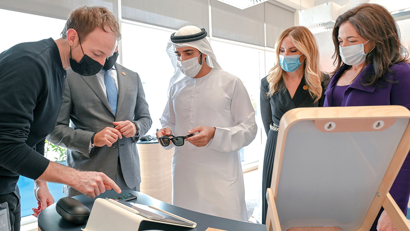 حمدان بن محمد خلال افتتاح المقر الإقليمي لشركة «ميتا» العالمية في دبي.  وام