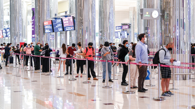 «دبي الدولي» أكبر مطار دولي في السعة المقعدية المجدولة.   أرشيفية