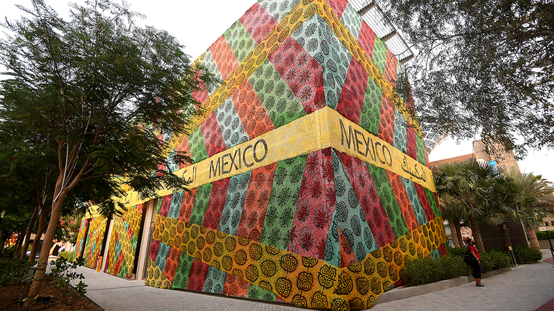 المكسيك تعرض في جناحها تنوع ثقافتها وبيئتها المحلية.   تصوير: باتريك كاستيلو