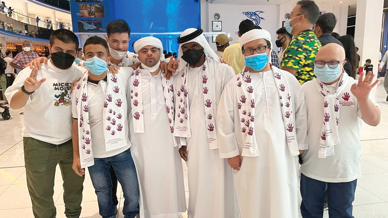 ذوو متلازمة داون وأسرهم استمتعوا بجولة رائعة في «دبي أكواريوم» وحديقة الحيوانات المائية.   من المصدر