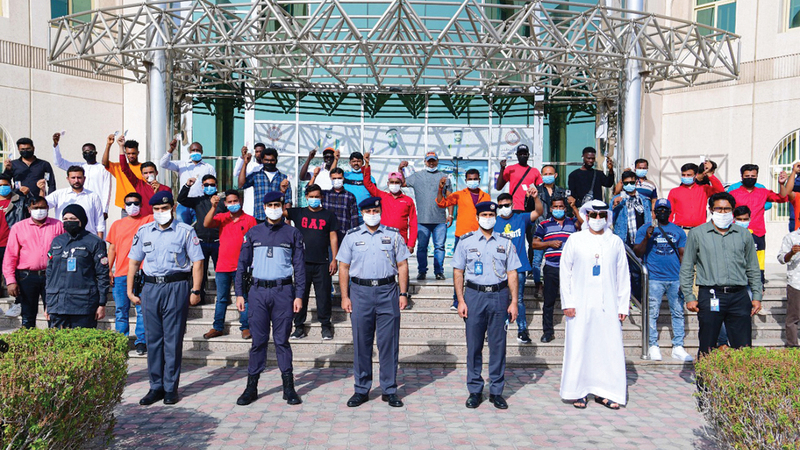 الزيارة جاءت ضمن مبادرة شرطة أبوظبي «نحتفل معهم».   من المصدر