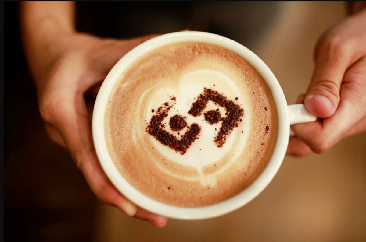   أول مقهى من نوعه في دبي.. «اطلب قهوتك وادفع بعملتك المشفرة»