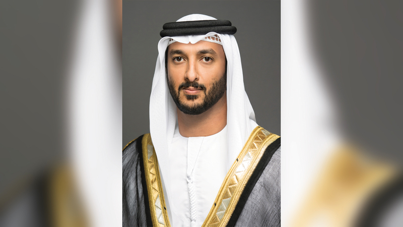 عبدالله بن طوق: «الإمارات استقطبت استثمارات أجنبية مباشرة من شتى أنحاء العالم، لما تتميز به من اقتصاد قوي ومفتوح وحر».
