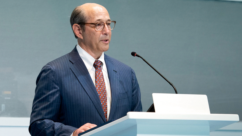 جيف بليش: «دبي تتجه نحو تنقل أكثر أماناً من خلال بحوث تركز على عوامل الخطر والأخطاء البشرية».