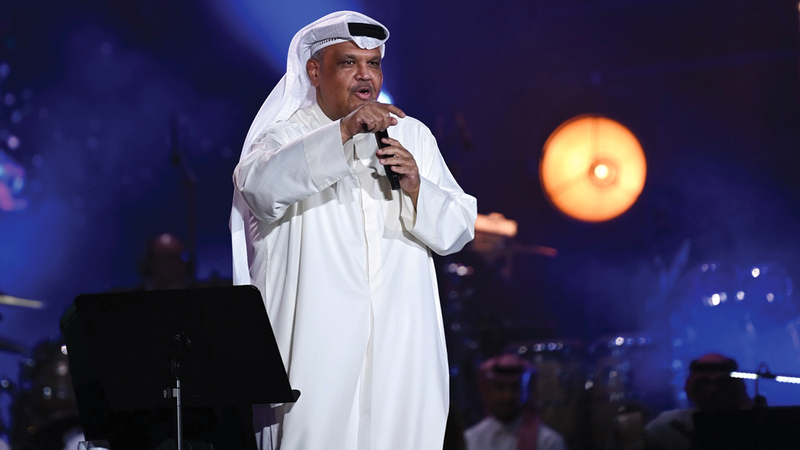 نبيل شعيل أمتع الجمهور بأغاني الزمن الجميل.     من المصدر
