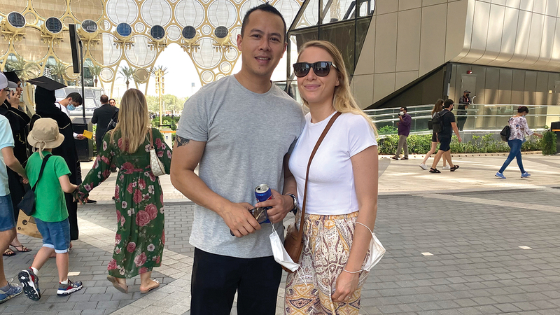 أليس وزوجها أندي.   الإمارات اليوم