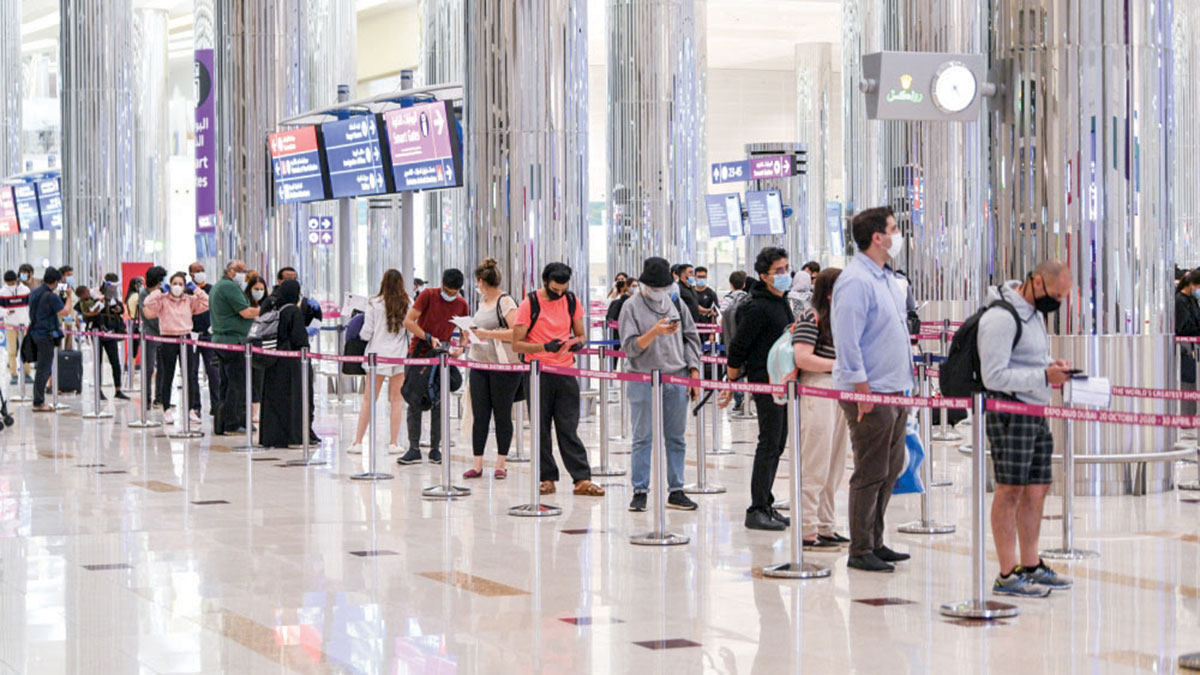 مطار دبي الدولي استقبل 29.1 مليون مسافر خلال عام 2021.   الإمارات اليوم