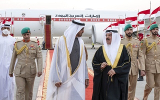 الصورة: محمد بن زايد وملك البحرين يبحثان العلاقات الأخوية وتعزيز التعاون المشترك