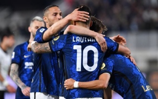 الصورة: إنتر ينجز المطلوب ويهزم سبيتسيا