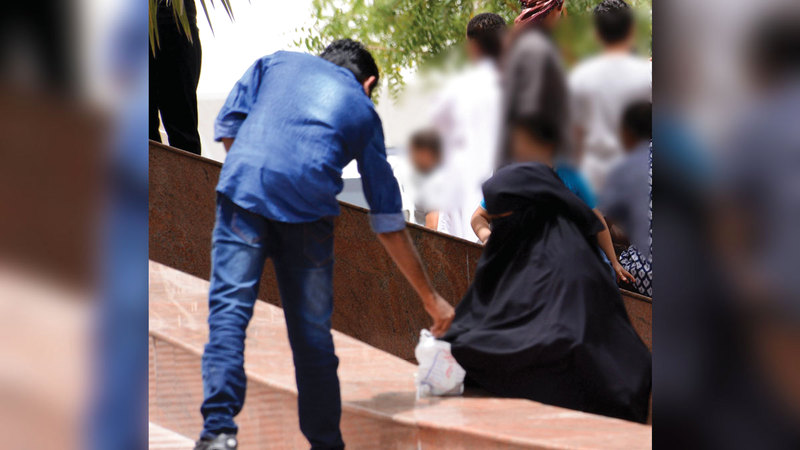 شرطة الشارقة ضبطت 94 متسولاً منذ بداية رمضان.   من المصدر
