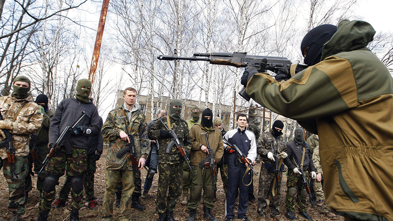 كتيبة آزوف هي الميليشيات الأبرز ضمن الميليشيات المدعومة من أوكرانيا.     أ.ف.ب