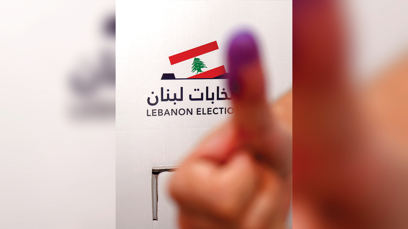 اللبنانيون لا يثقون بالطبقة السياسية والإحباط يسيطر عليهم.      أ.ف.ب