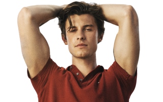 الصورة: #النصف_الحلو.. تـومـي هيــلفـيغــر  تعـلـن عـن شراكتـها فــي عـالم الاستـدامة «PLAY IT FORWARD»