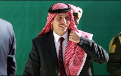 الصورة: الأردن.. تقييد اتصالات الأمير حمزة وإقامته وتحركاته