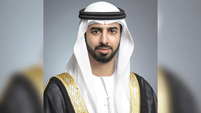 عمر سلطان العلماء: «حكومة الإمارات تتبنّى حلول الذكاء الاصطناعي والتكنولوجيا الحديثة لتعزيز جاهزيتها للمستقبل».