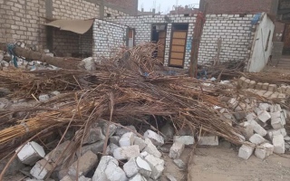 انهيار منزل في سوهاج يقتل رضيعة وشقيقتها