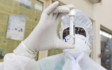 الصورة: 1319 إصابة جديدة بفيروس «كورونا»