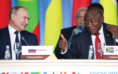 الصورة: حكومات إفريقية تنأى بنفسها عن الصراع  بين الغرب وروسيا