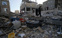الصورة: ثلاثة قتلى و19 مصاباً إثر زلزال بقوة 6 درجات جنوبي إيران