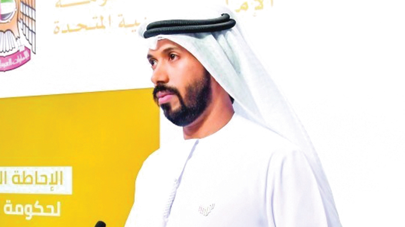 طاهر البريك العامري: «دوريات الشرطة والمتطوعون والأئمة سيشرفون على الدخول إلى المساجد والخروج منها لمنع الازدحام».