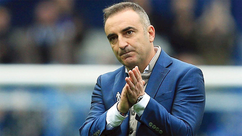 كارفالهال: وافقت على تدريب الوحدة للفوز بالبطولات