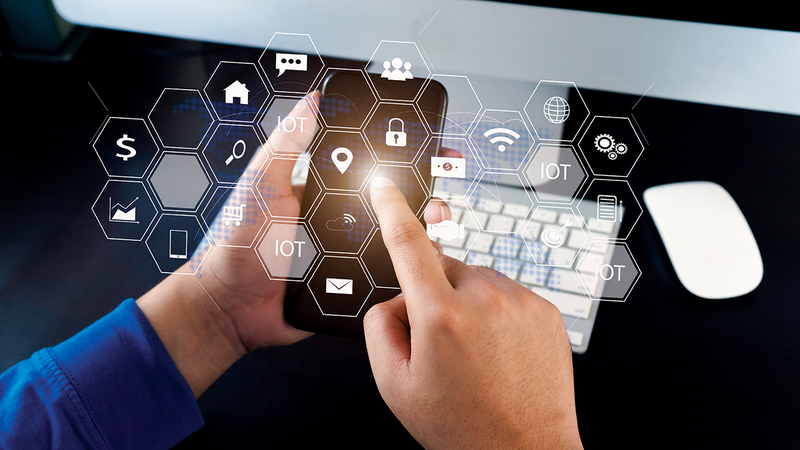 بعض التحويلات تتم في الحال فور إدخال الـ «أو تي بي» المرسلة للعميل على هاتفه المسجل. أرشيفية