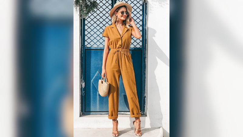 «الجمبسوت» يفرض نفسه قطعة عصرية في الموسم الصيفي. أرشيفية