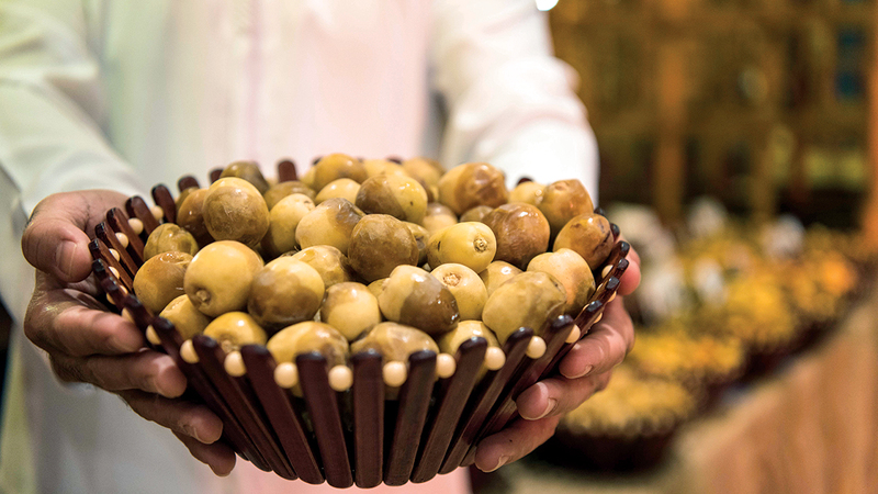 المهرجان يعرض أجود ما تنتجه أشجار النخيل في دولة الإمارات. من المصدر